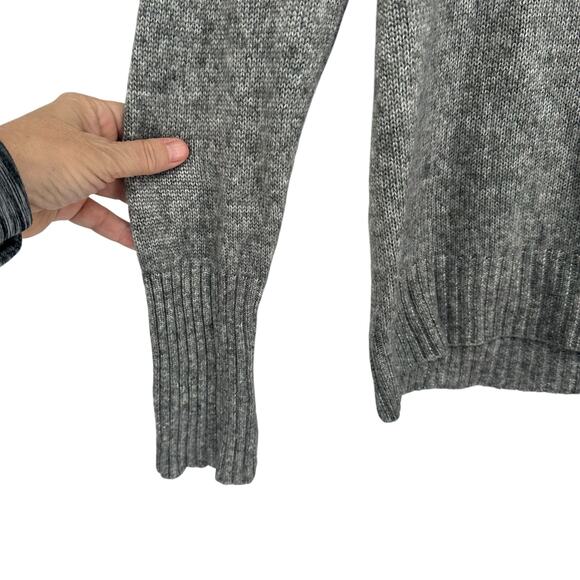 Torrid Gray Camo Heart Pullover Hooded Raglan Sweater Sz 00 - Picture 3 of 8